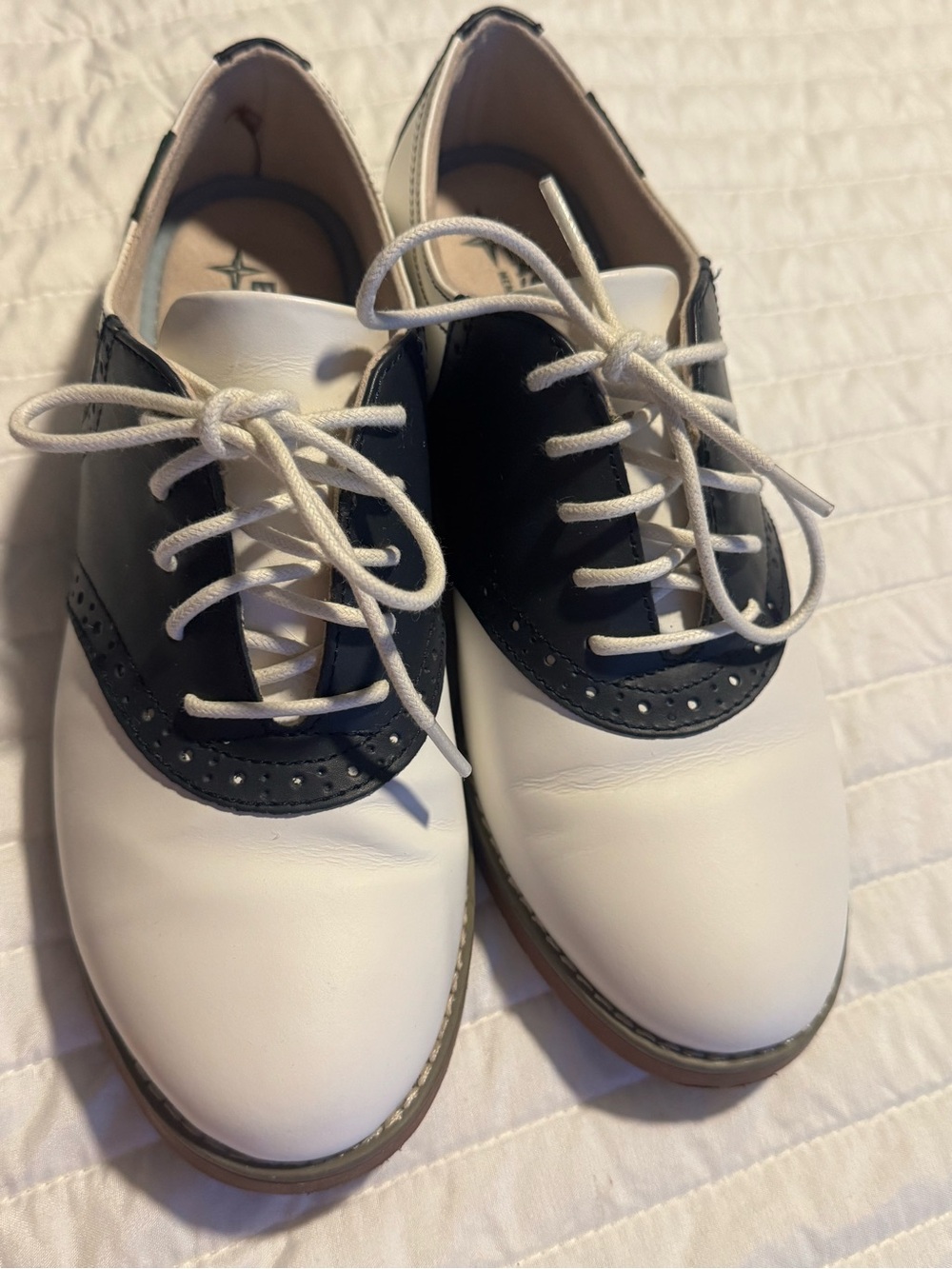 Eastland Beige and Black Casual Leather Sneaker
